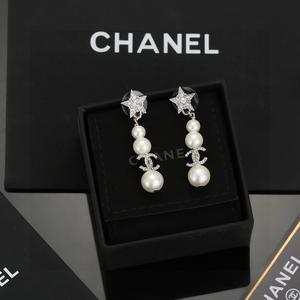 Bagsaaa Ch**el Earrings 21