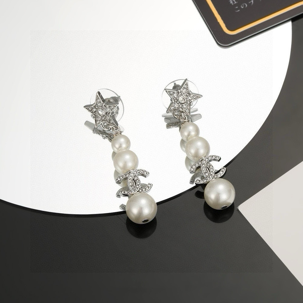 Bagsaaa Ch**el Earrings 21
