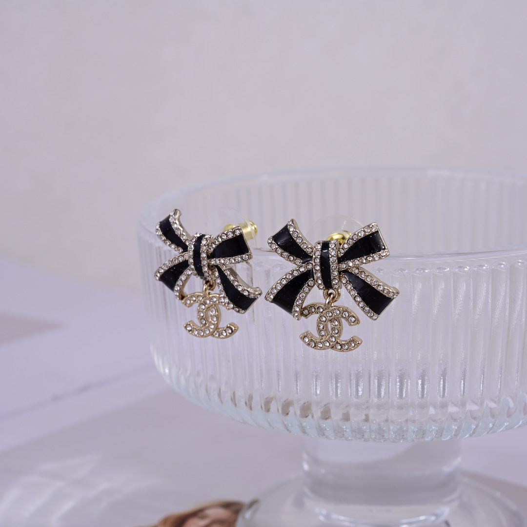Bagsaaa Ch**el Earrings 22