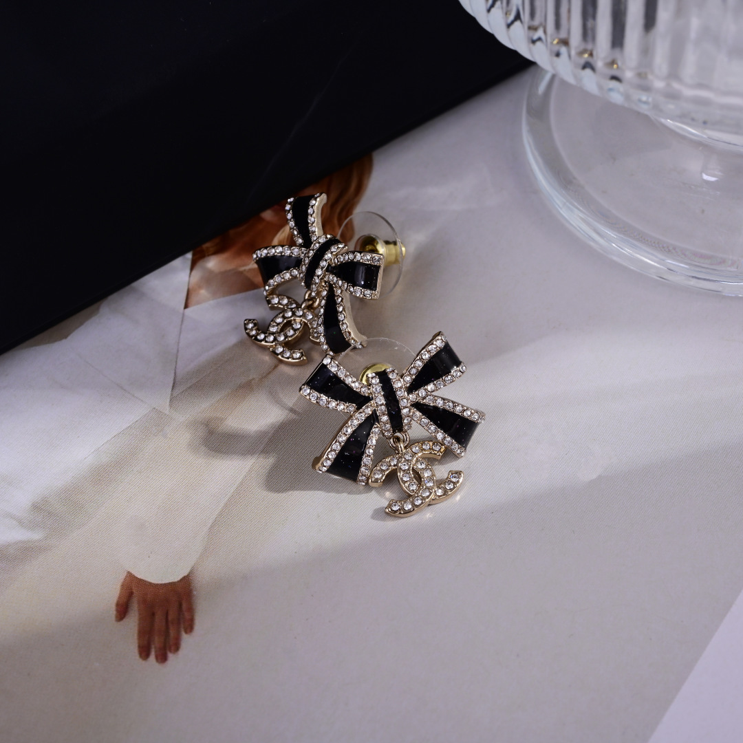 Bagsaaa Ch**el Earrings 22