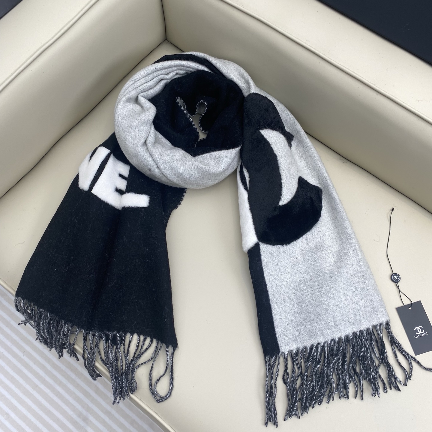 Bagsaaa Ch**el Scarf 70*200cm
