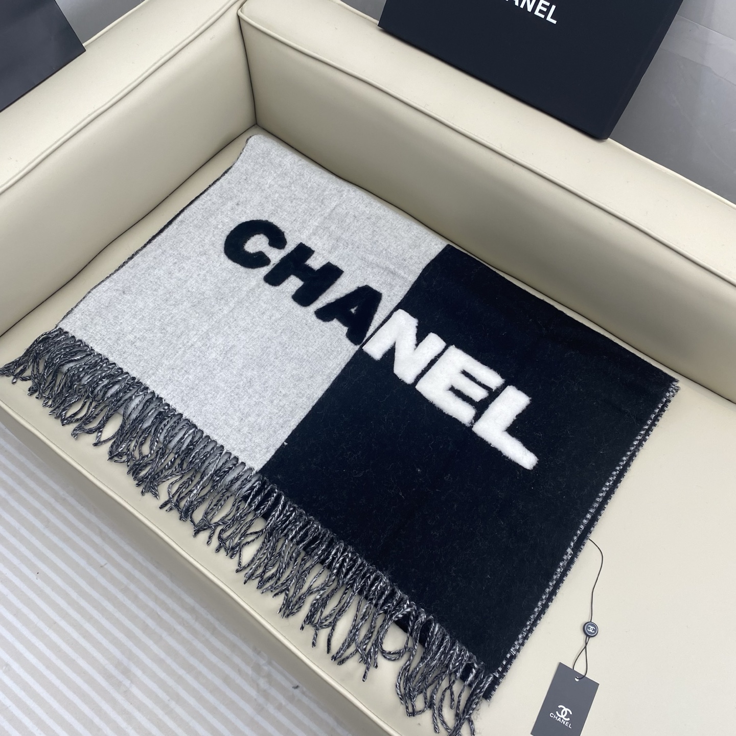 Bagsaaa Ch**el Scarf 70*200cm