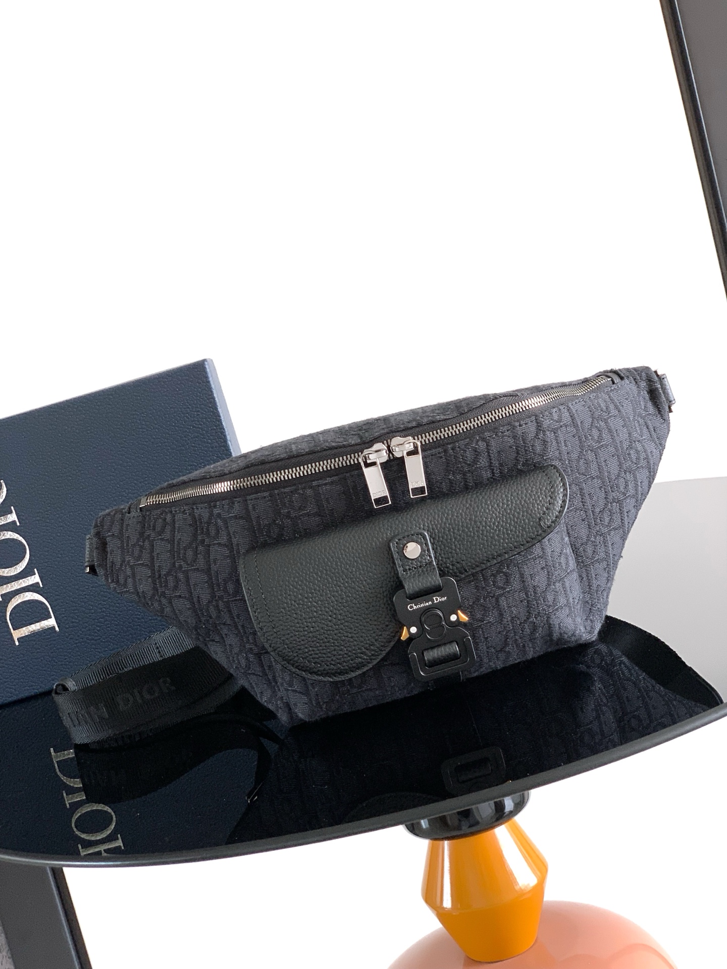 Bagsaaa D10r Saddle Belt Bag Black D10r Oblique Jacquard and Black Grained Calfskin - 39cm