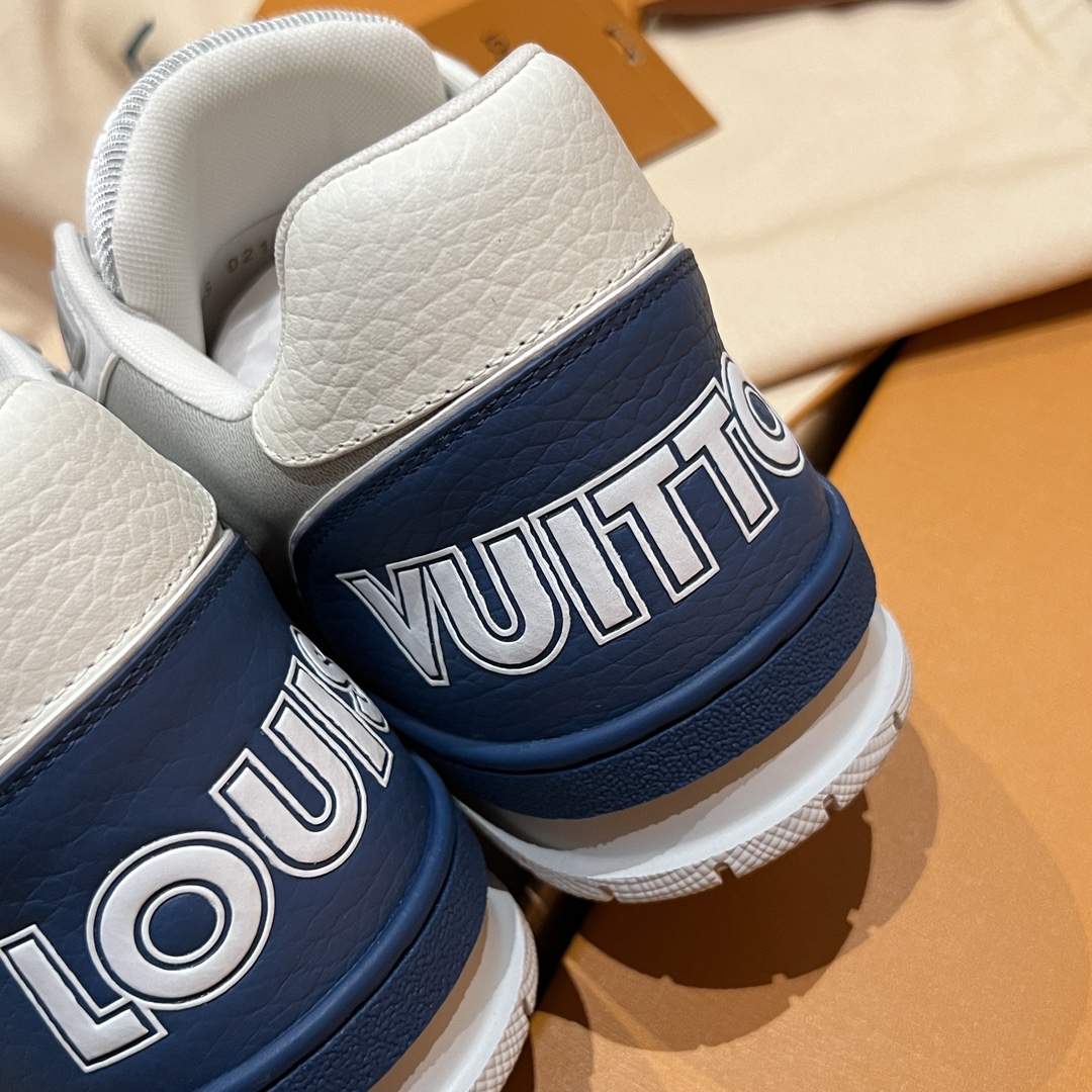 Bagsaaa LV Trainer Sneaker Blue & White