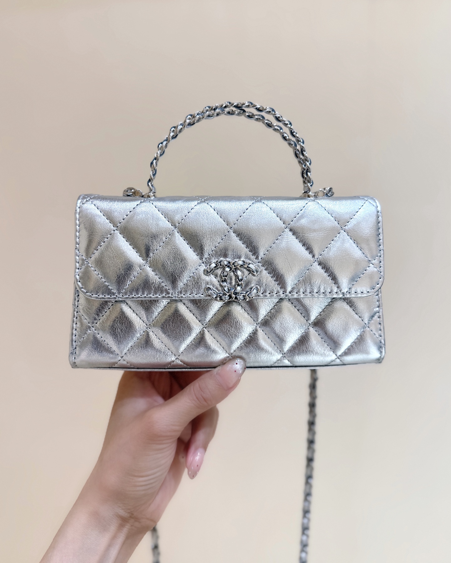 Bagsaaa Ch**el Phone Holder with Chain AP3238 Silver - 18cm