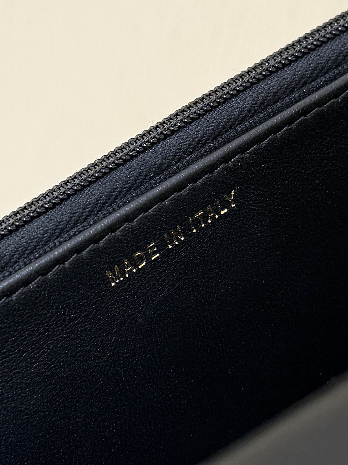 Bagsaaa Ch**el Wallet on Chain AP4323 Black - 12.3 x 19.2 x 3.5cm