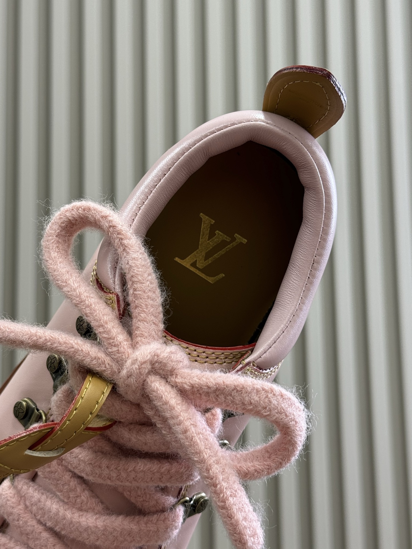 Bagsaaa LV Remix Derby pink