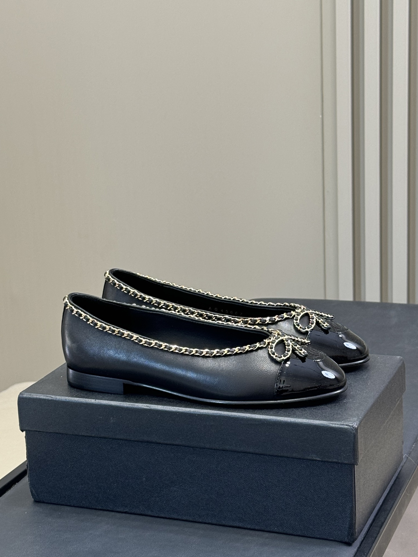 Bagsaaa Ch**el Ballet flats G46663 Black Lambskin 