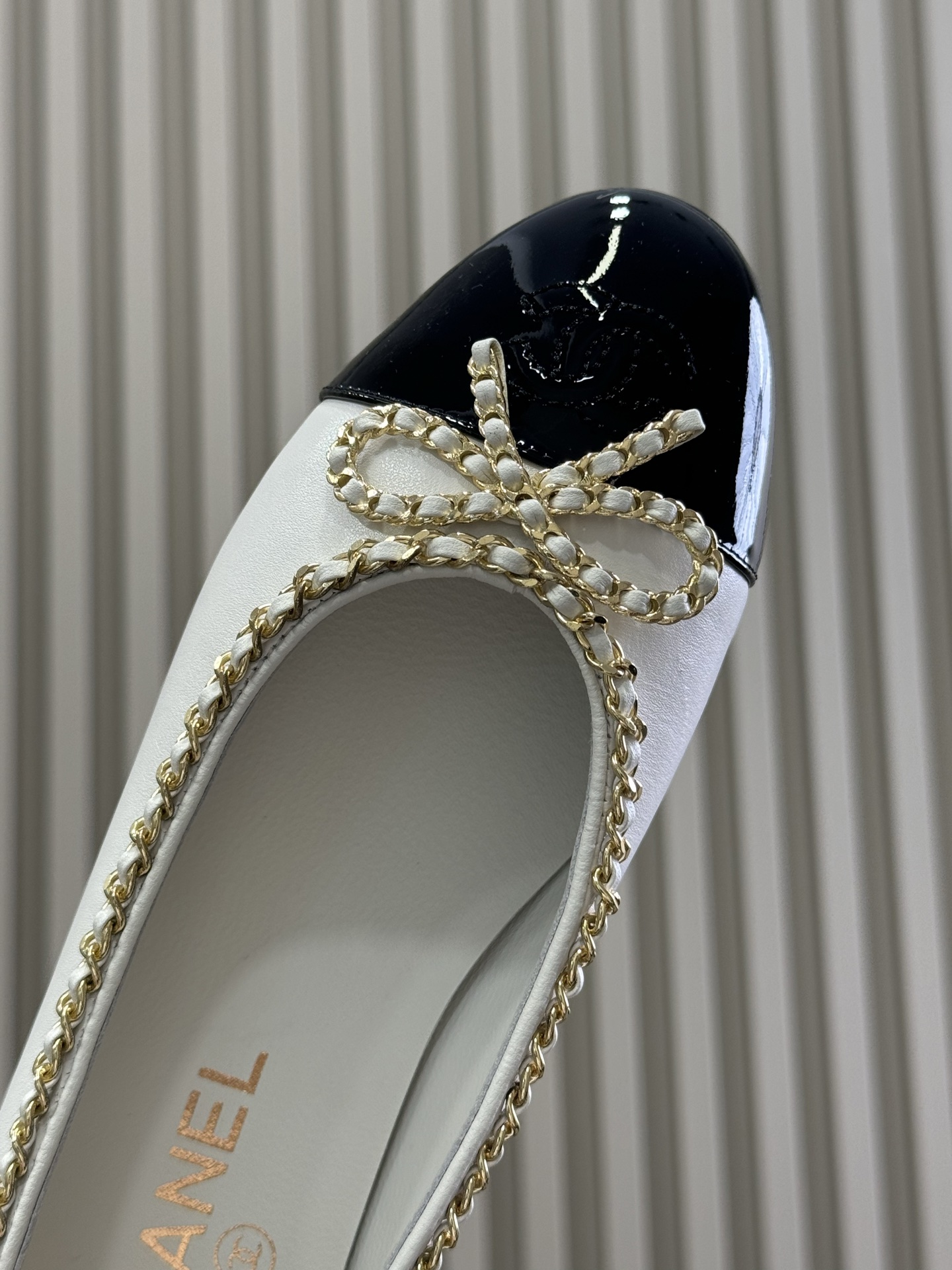 Bagsaaa Ch**el Ballet flats G46663 White Lambskin