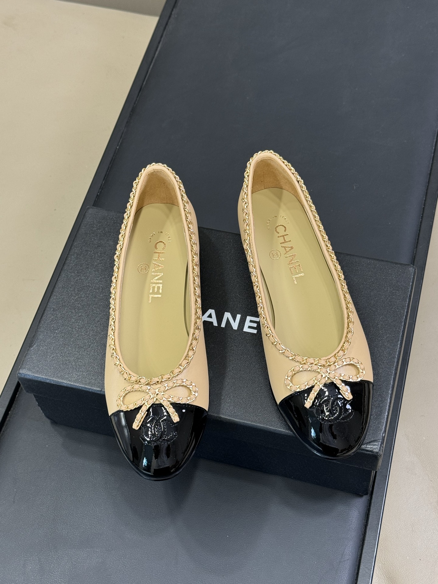 Bagsaaa Ch**el Ballet flats G46663 Beige Lambskin