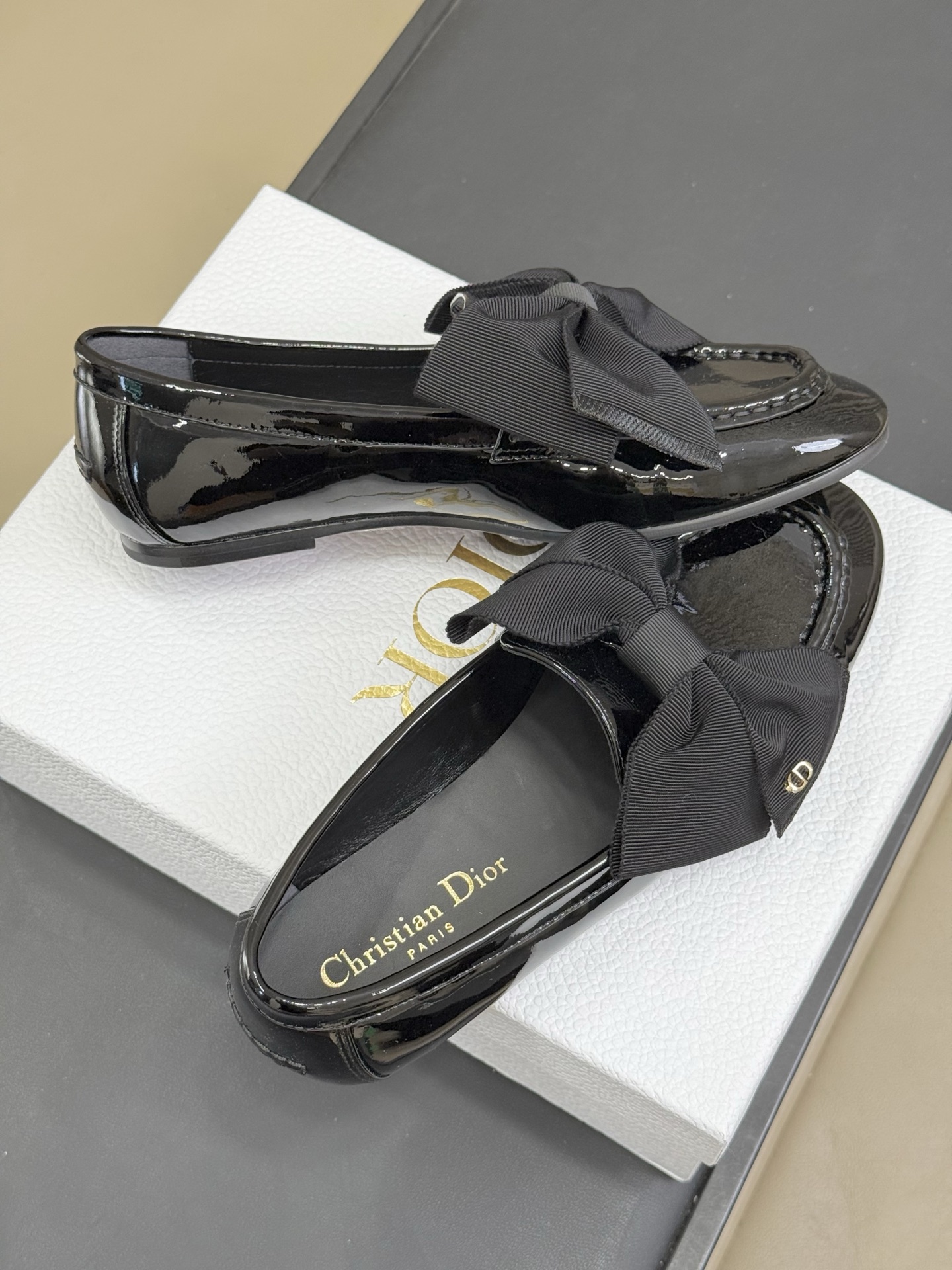 Bagsaaa D10rissimo Loafer Black Patent Calfskin and Grosgrain