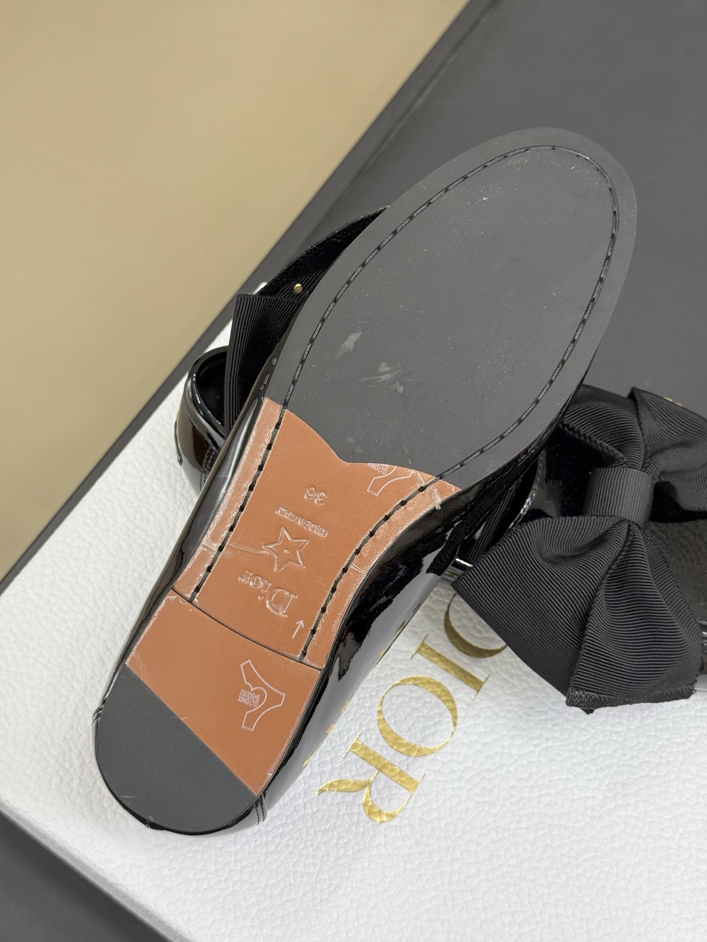 Bagsaaa D10rissimo Loafer Black Patent Calfskin and Grosgrain