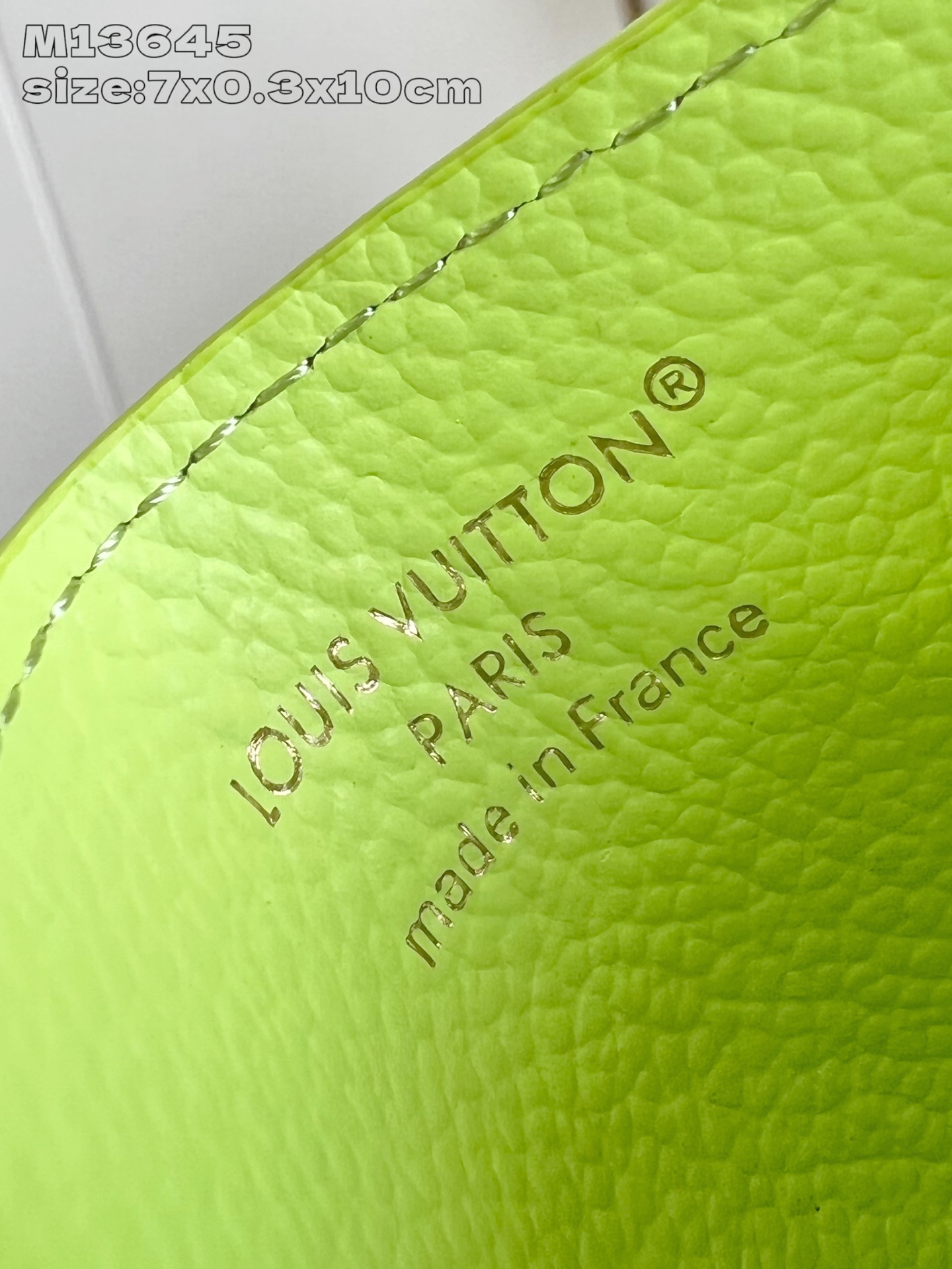 Bagsaaa M13645 LV Charms Card Holder green - 10.2cm