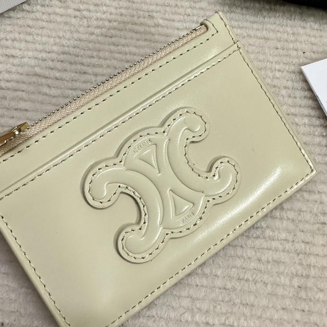 Bagsaaa Ce1i*e Zipped Card Holder Cuir Triomphe In Shiny Calfskin cream - 11cm