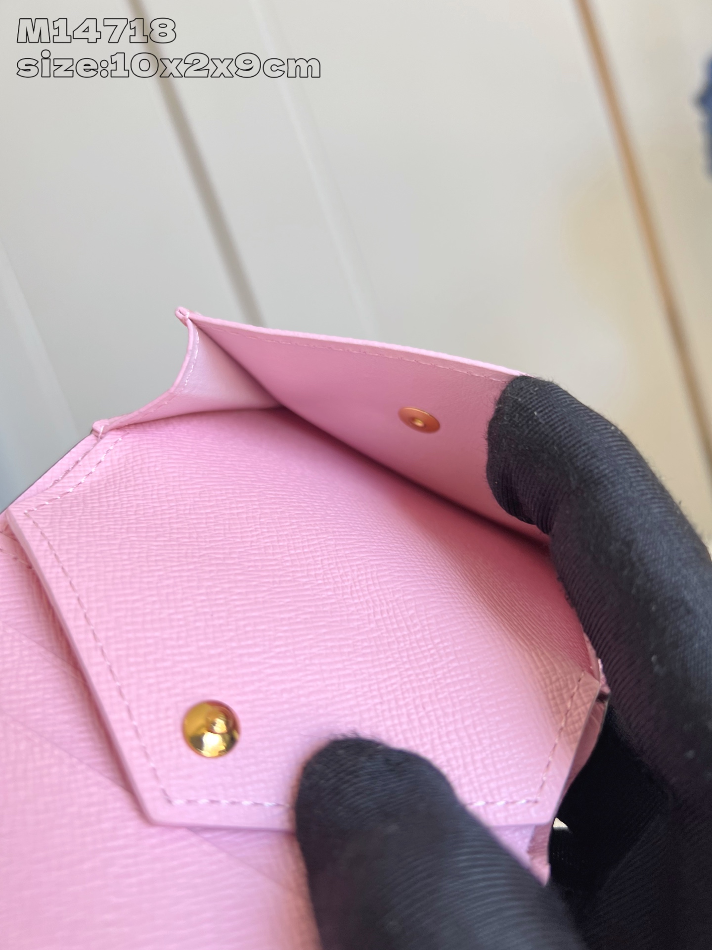 Bagsaaa M14718 LV Charms Pocket Wallet Pink - 10cm