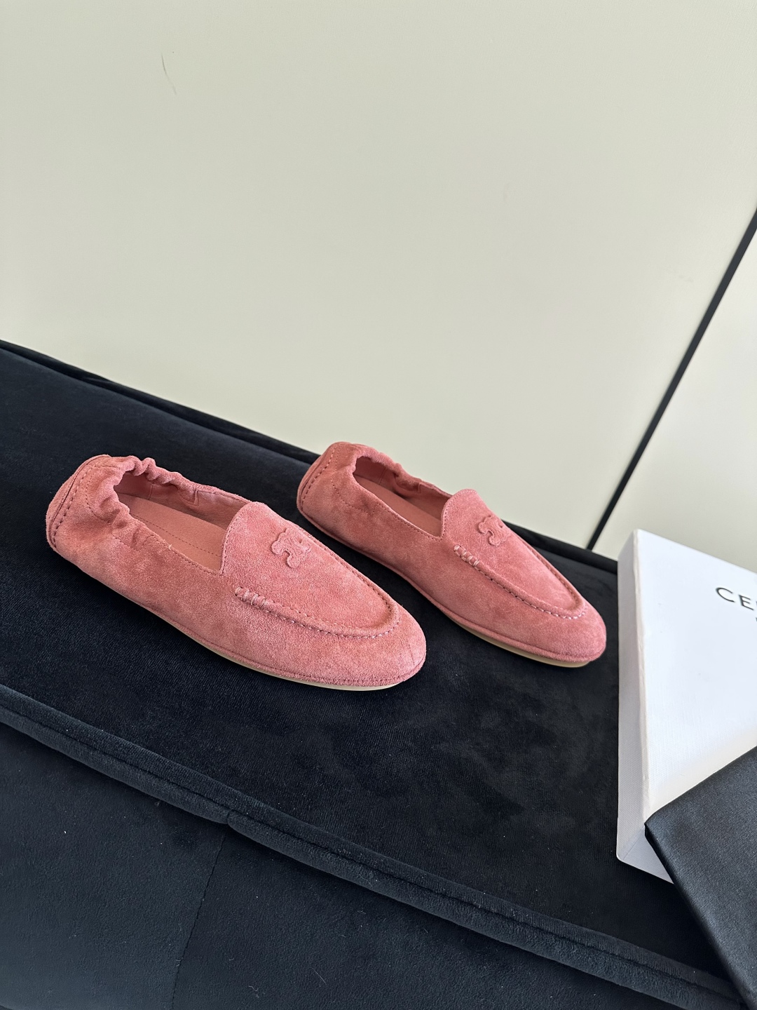 Bagsaaa Ce1i*e Adam Loafer In Suede Calfskin Pink