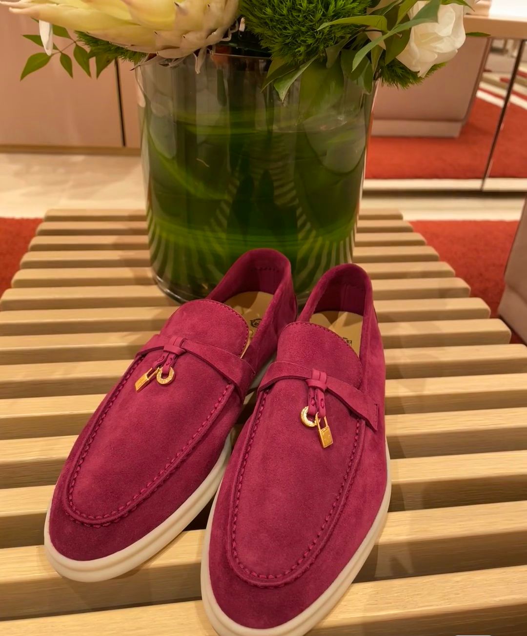 Bagsaaa L0r0 P1ana Summer Charms Walk Moccasin Rose Pink Suede