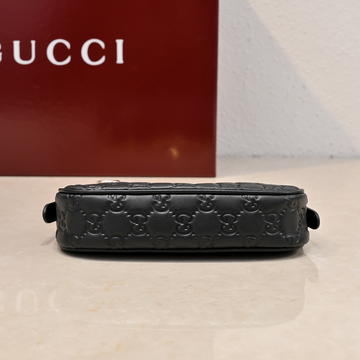 Bagsaaa Gvc*1 GG Emblem mini shoulder bag 847091 black - 19cm