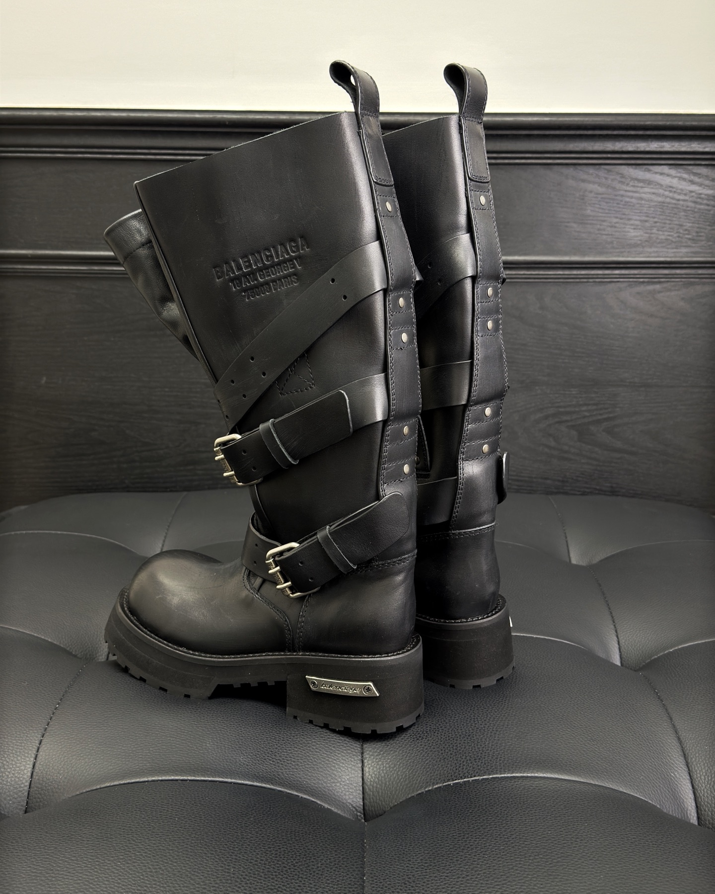 Bagsaaa Ba1en*iaga Venom High Boot in black calfskin