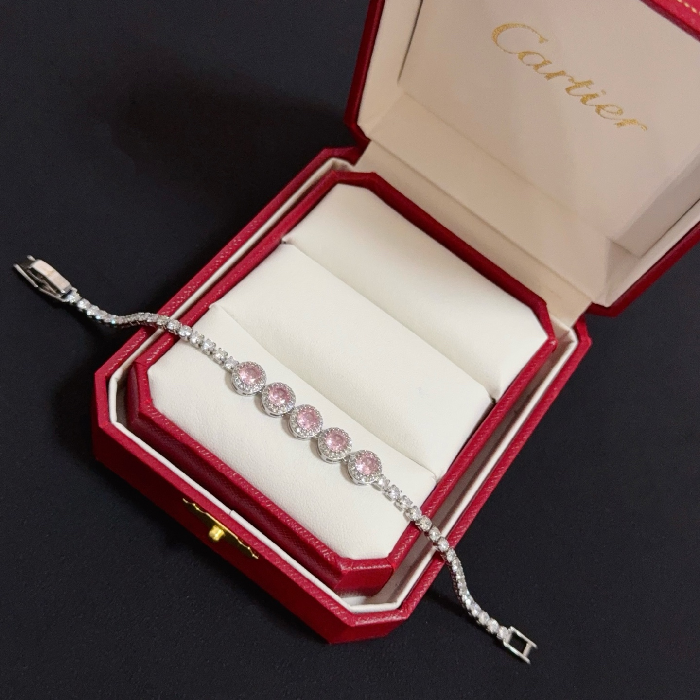 Bagsaaa Ca*t1er Bracelet 07