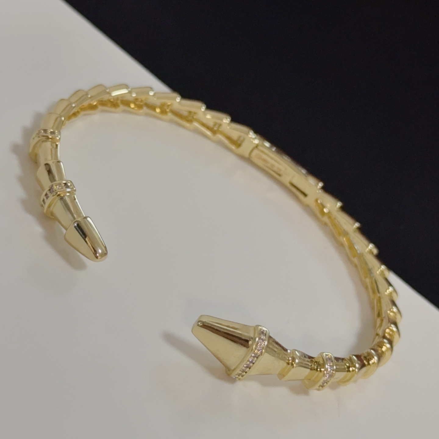 Bagsaaa Ca*t1er Bracelet 04