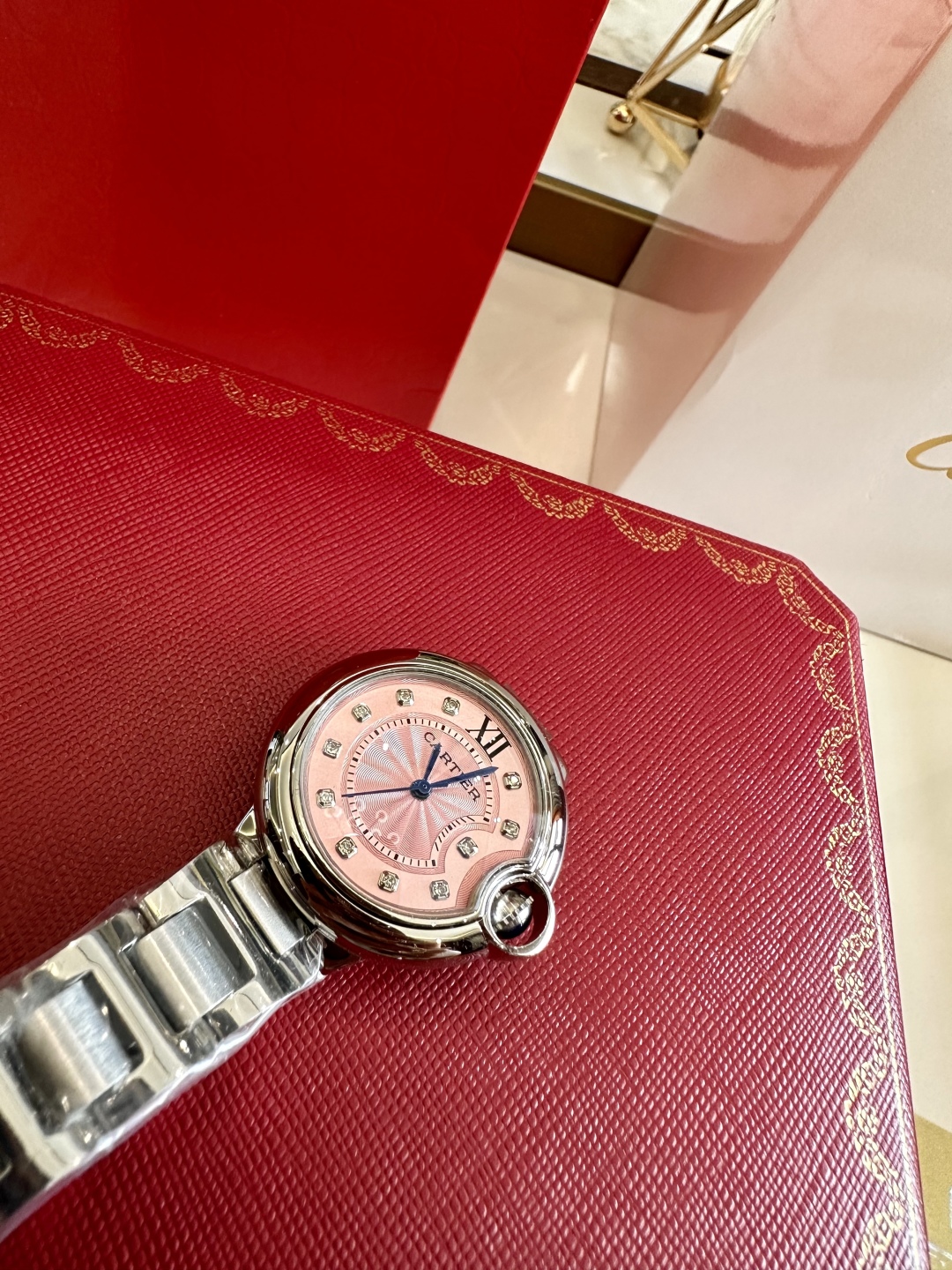 Bagsaaa Ca*t1er Ballon Bleu De Ca*t1er watch - 33mm