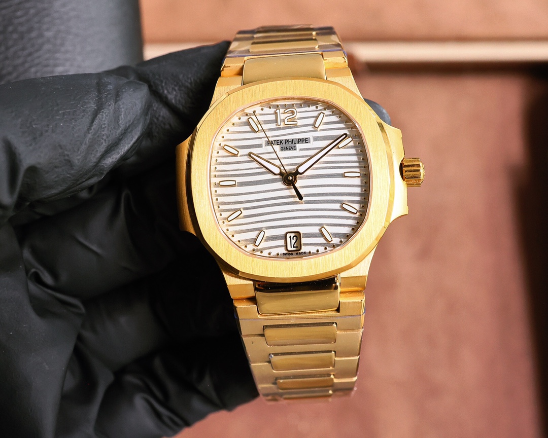 Bagsaaa Pat*k Phi1i*pe Nautilus Ladies' automatic watch - 35mm