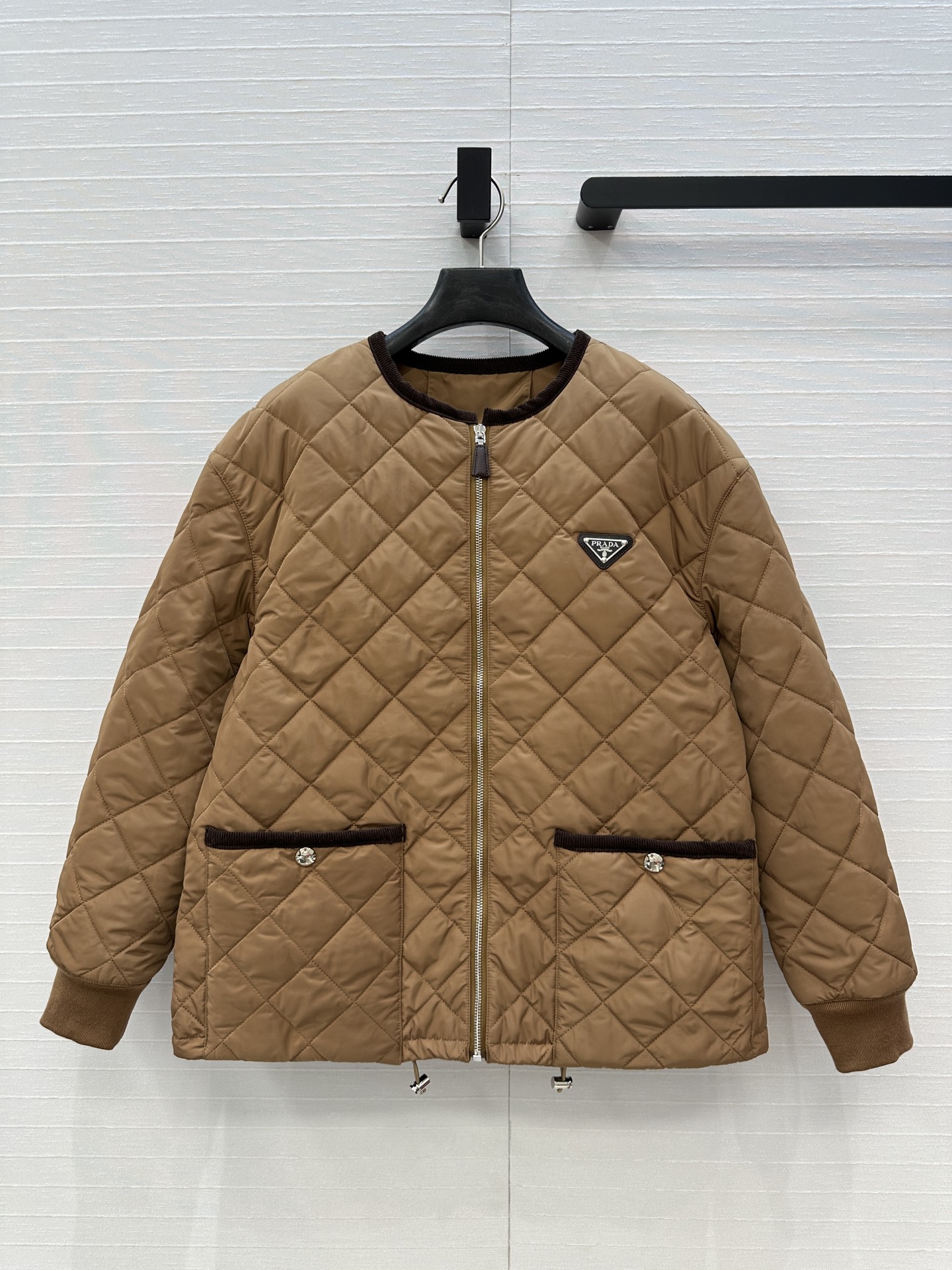 Bagsaaa Pra*a Light Re-Nylon jacket brown