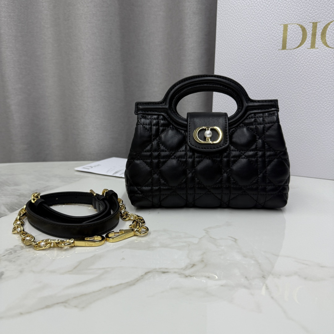 Bagsaaa D10r Jolie Top Handle Mini Bag Black Cannage Lambskin - 18.5cm