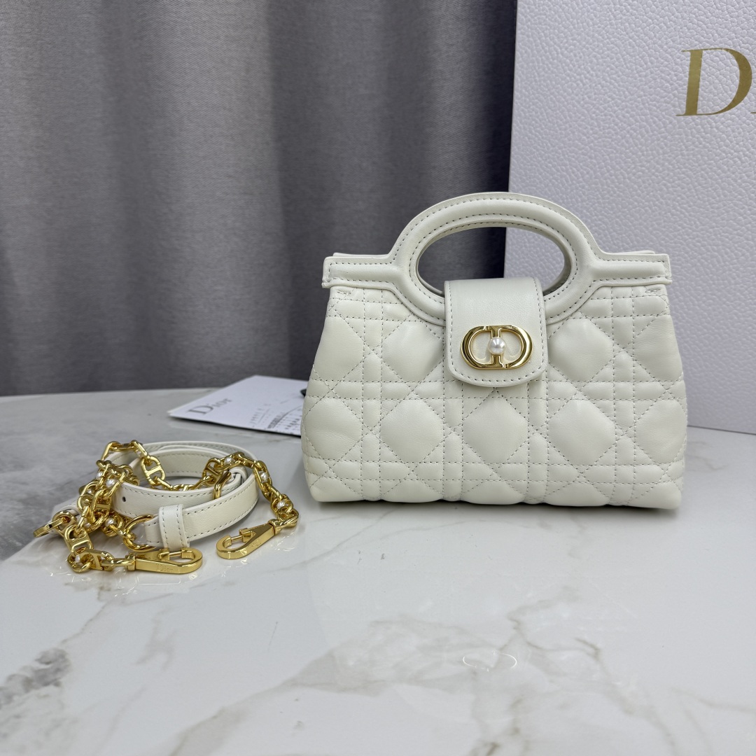 Bagsaaa D10r Jolie Top Handle Mini Bag Latte Cannage Lambskin - 18.5cm