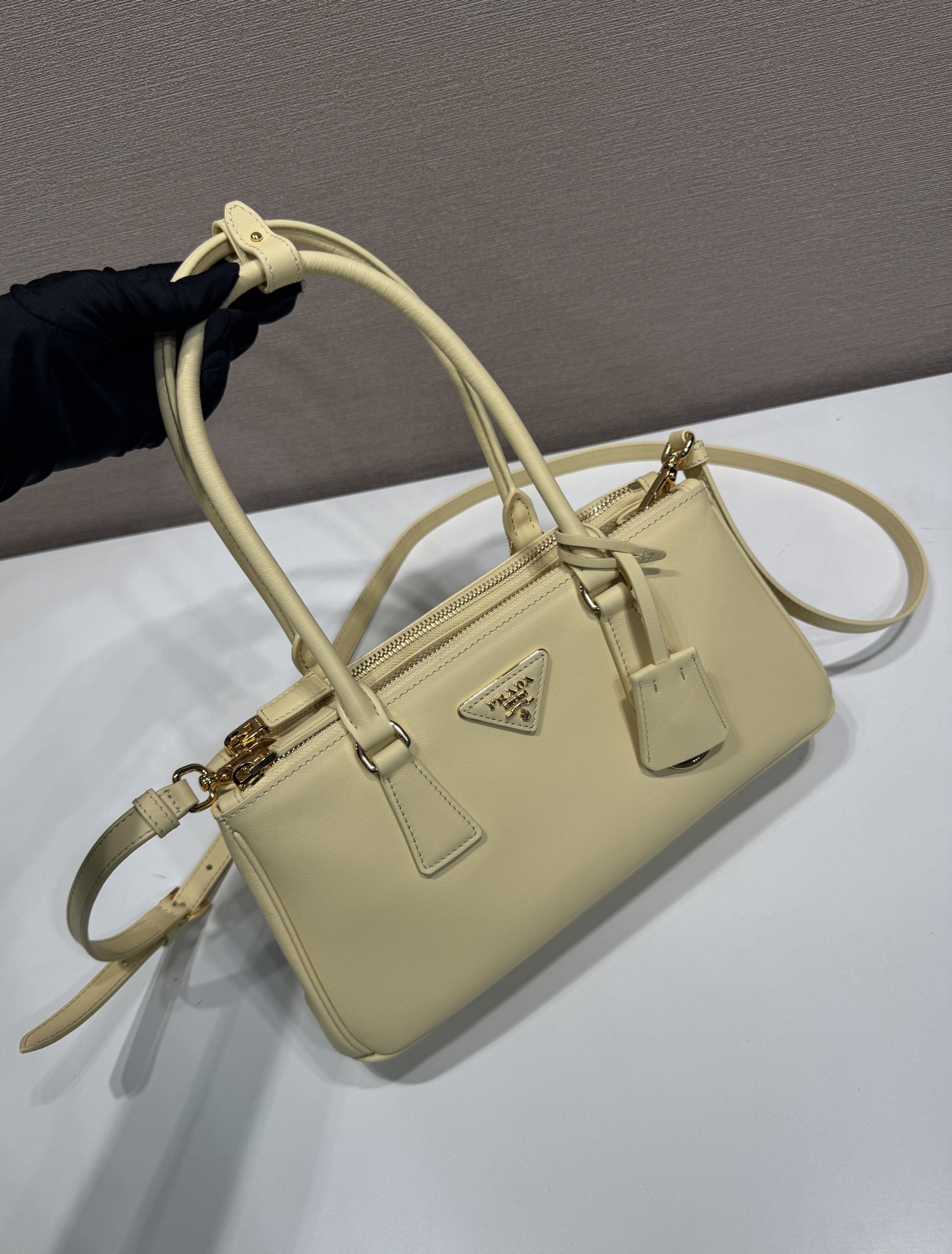 Bagsaaa Medium Pra*a Galleria leather bag 1BA457 light yellow - 30cm