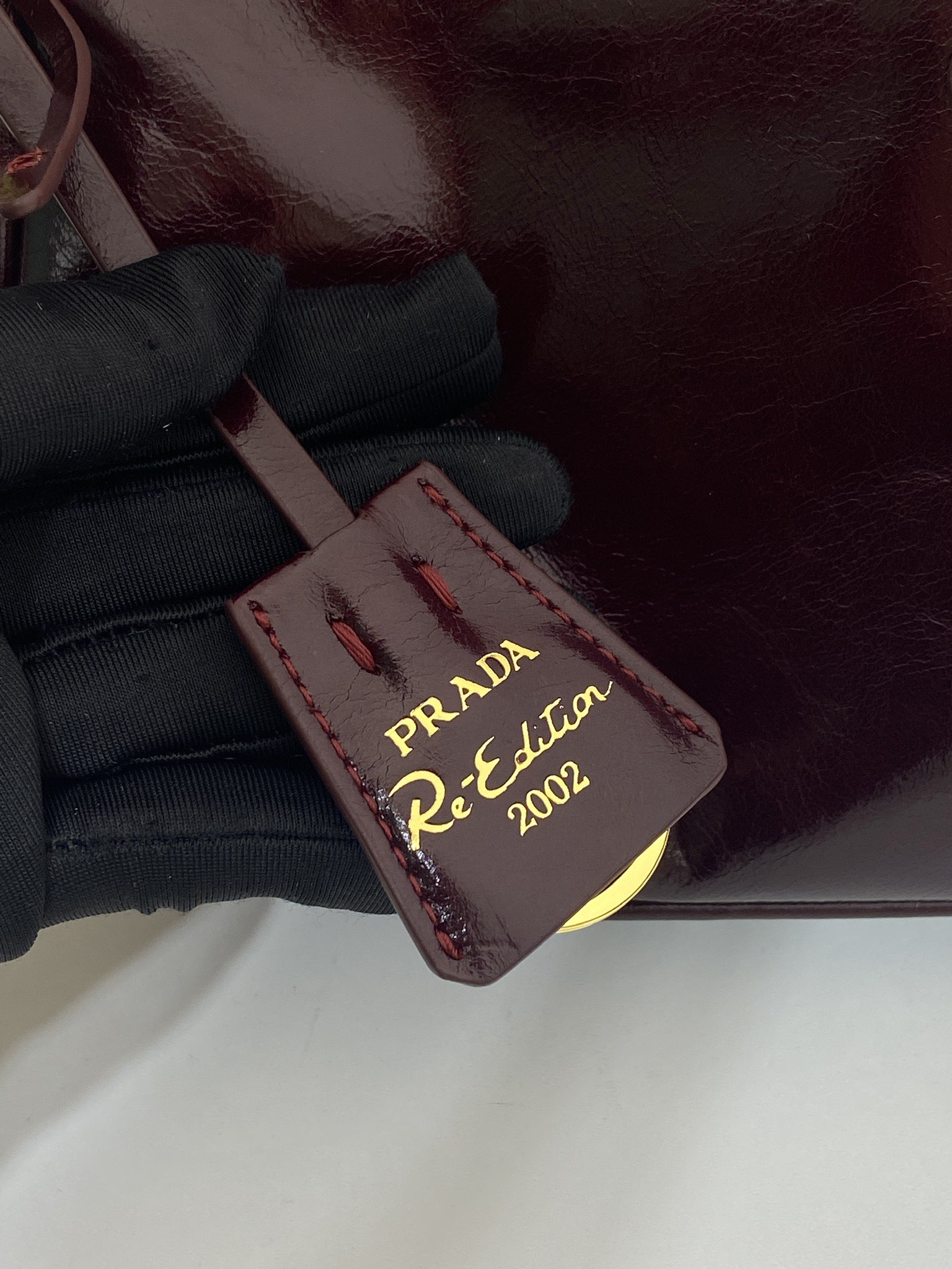 Bagsaaa Pra*a Re-Edition 2002 medium leather shoulder bag 1BC221 Burgundy - 26cm