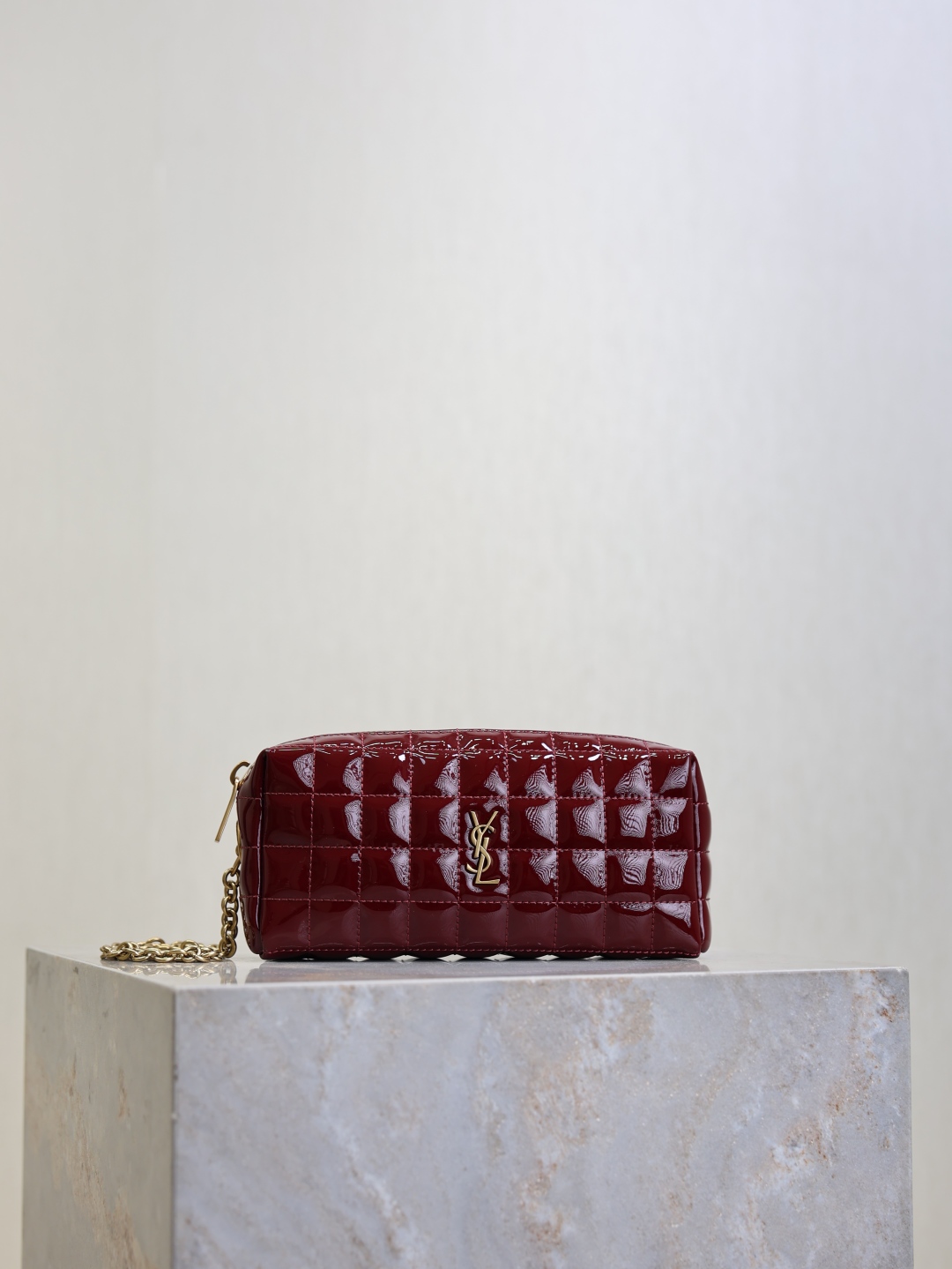 Bagsaaa Y51 Sa1nt Lau*nt Cassandre Carré Matelassé Pouch red - 18.5cm