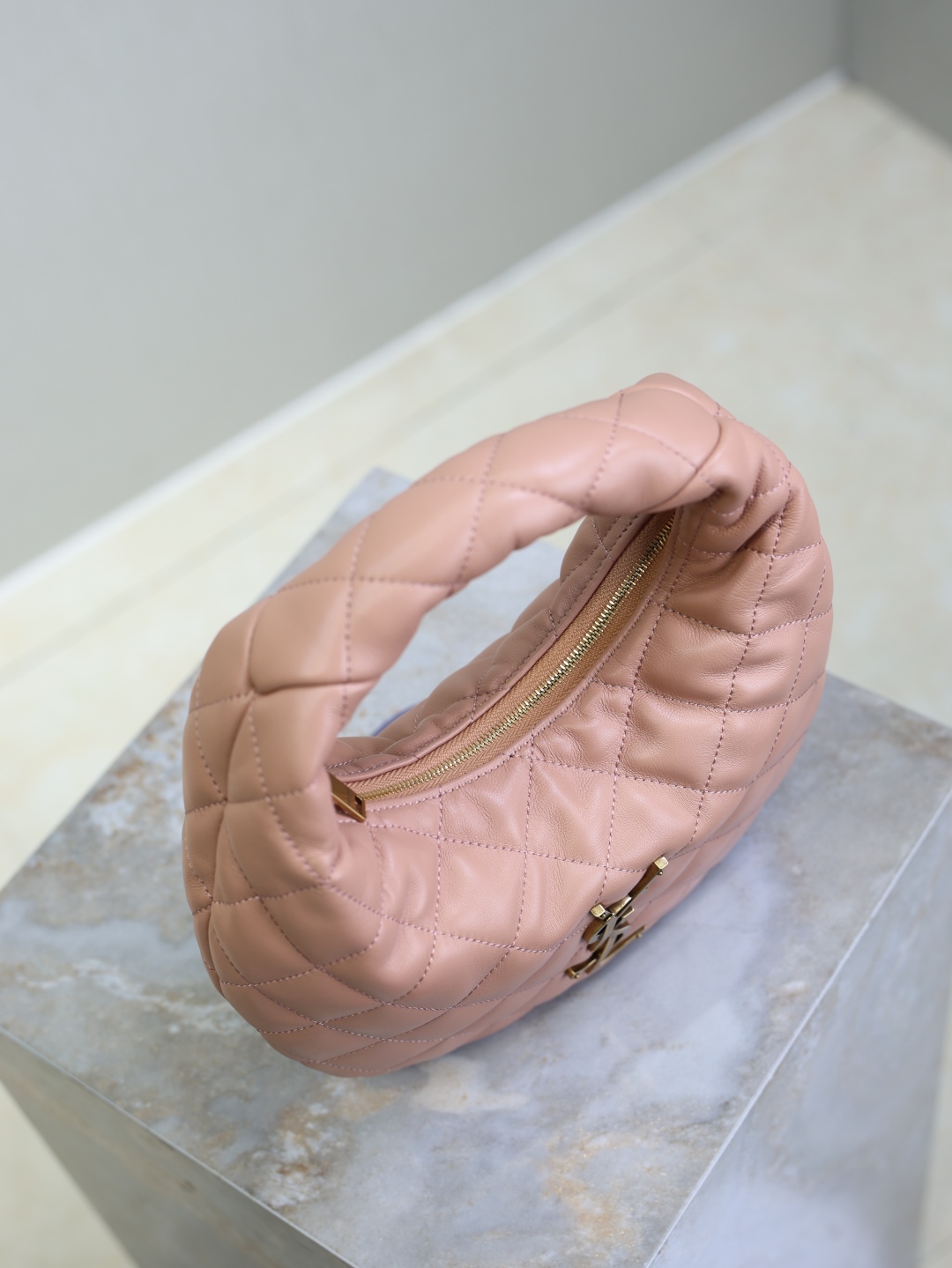 Bagsaaa Y51 ICARINO in quilted nappa 851689 Pink - 17cm