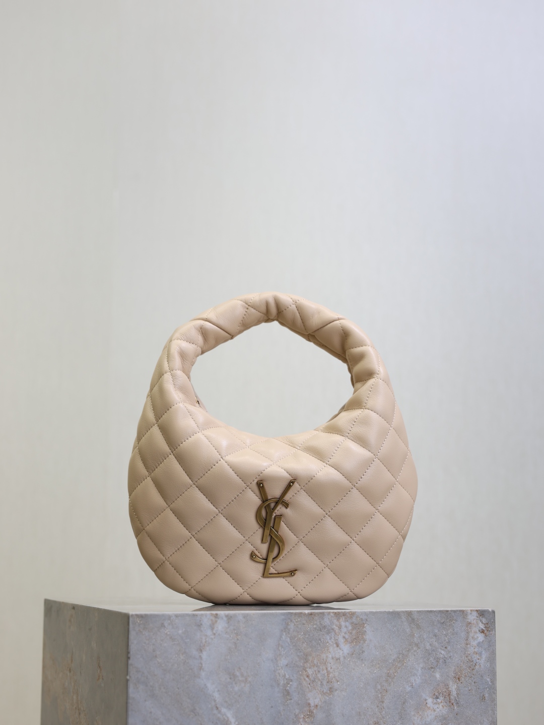 Bagsaaa Y51 ICARINO in quilted nappa 851689 Beige - 17cm
