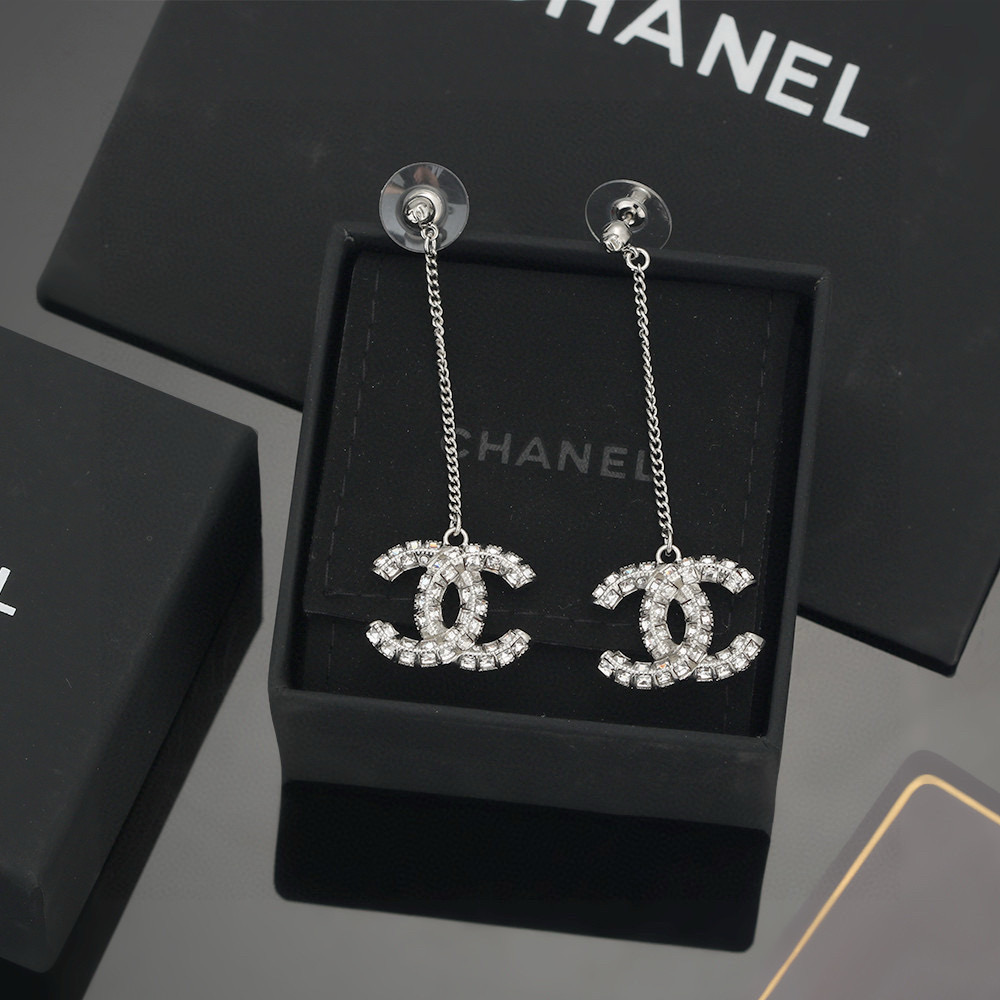 Bagsaaa Ch**el Earrings 26