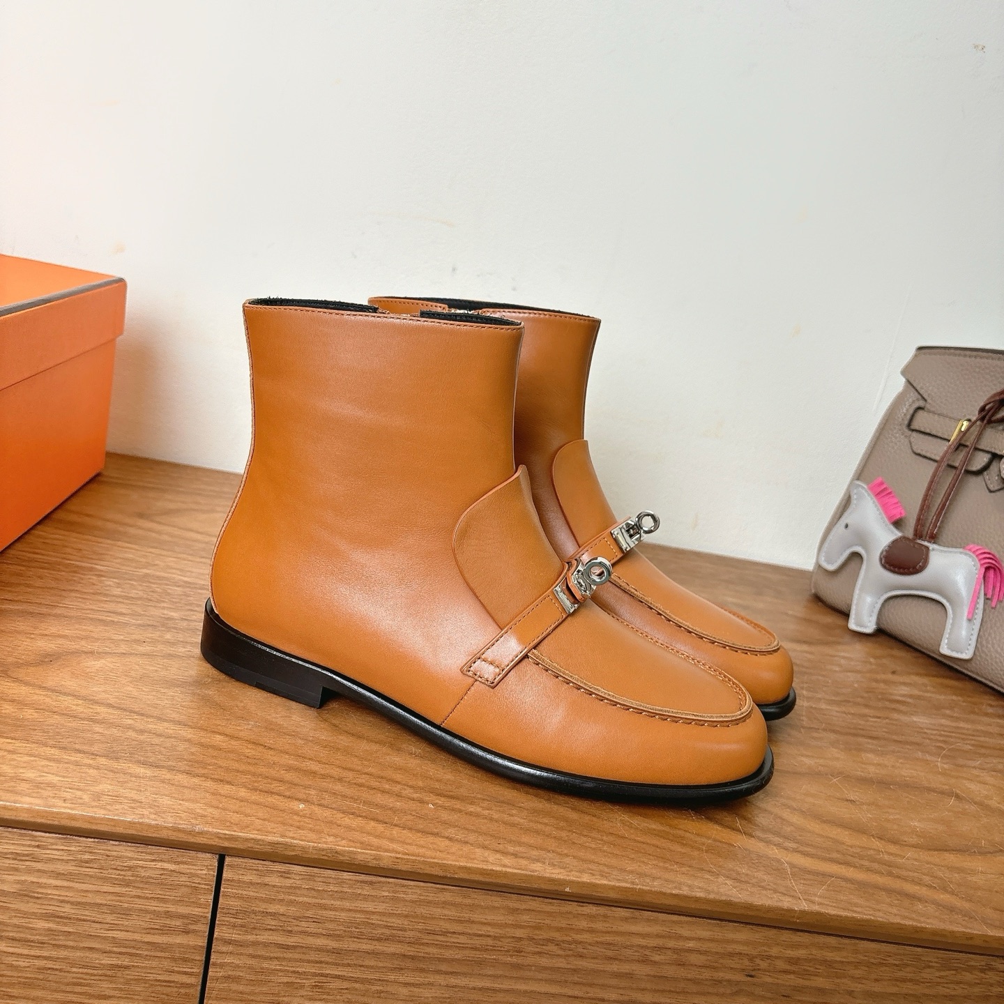 Bagsaaa H**me5 Kelsy ankle boot brown
