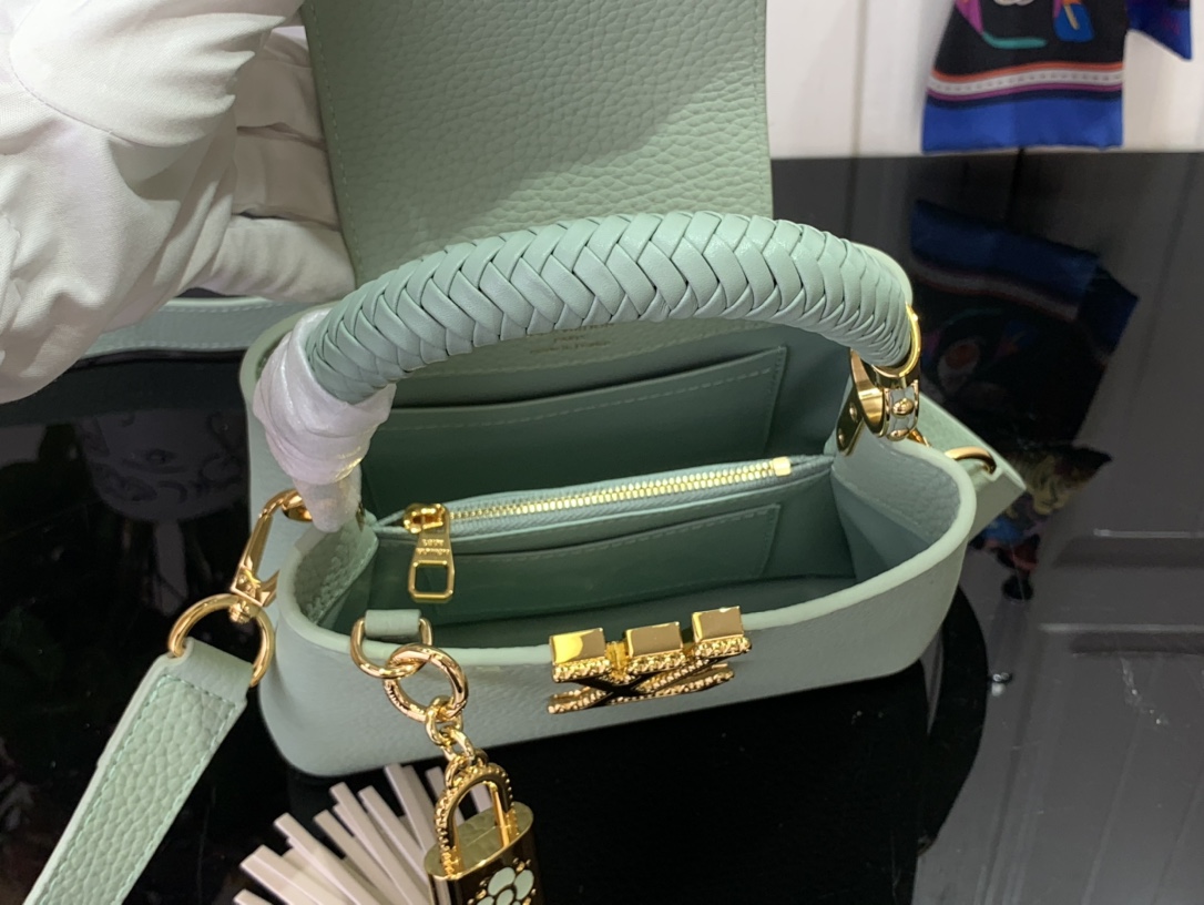 Bagsaaa LV M15157 Capucines Mini Jade Green - 21cm