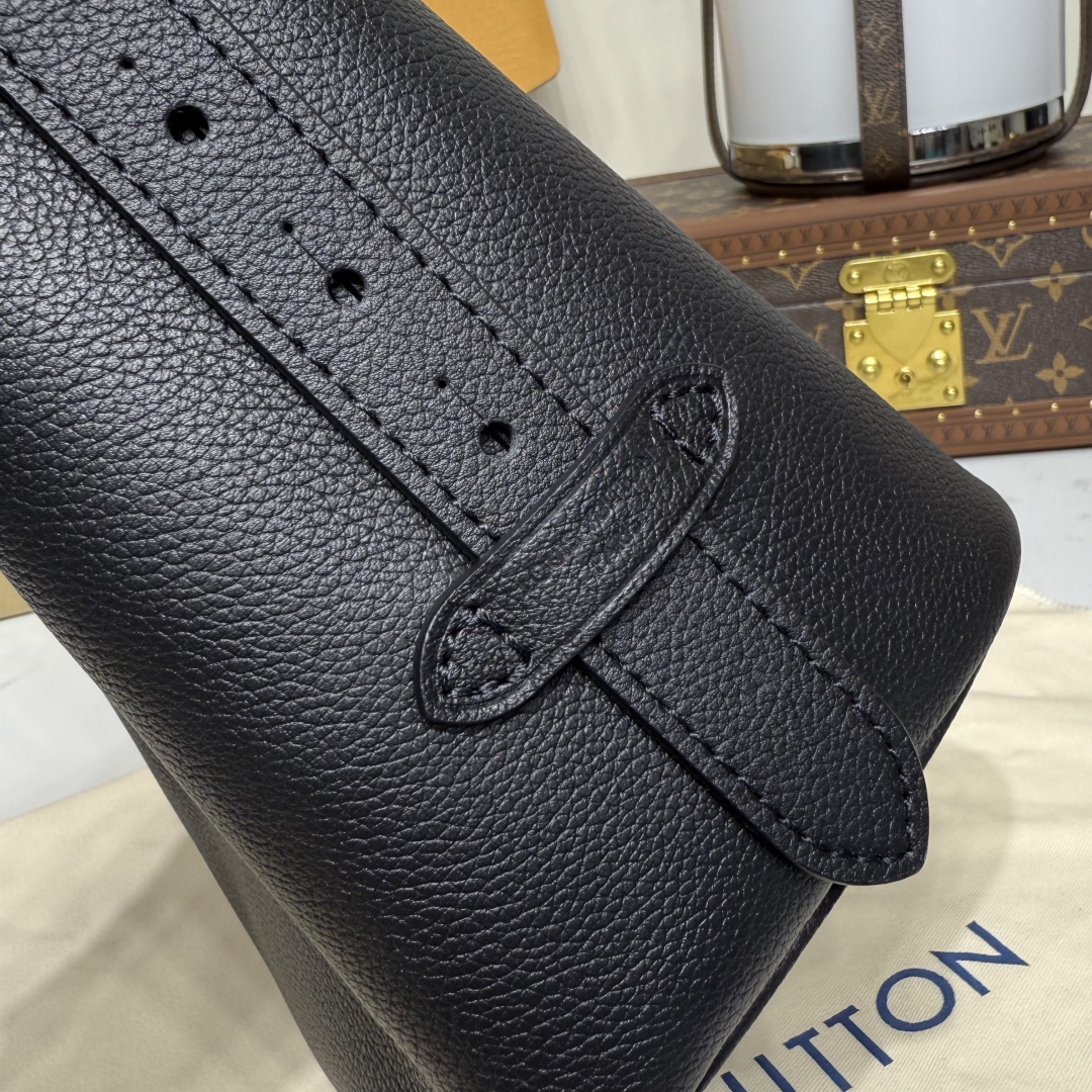 Bagsaaa LV M25543 Low Key All In BB Black - 18cm