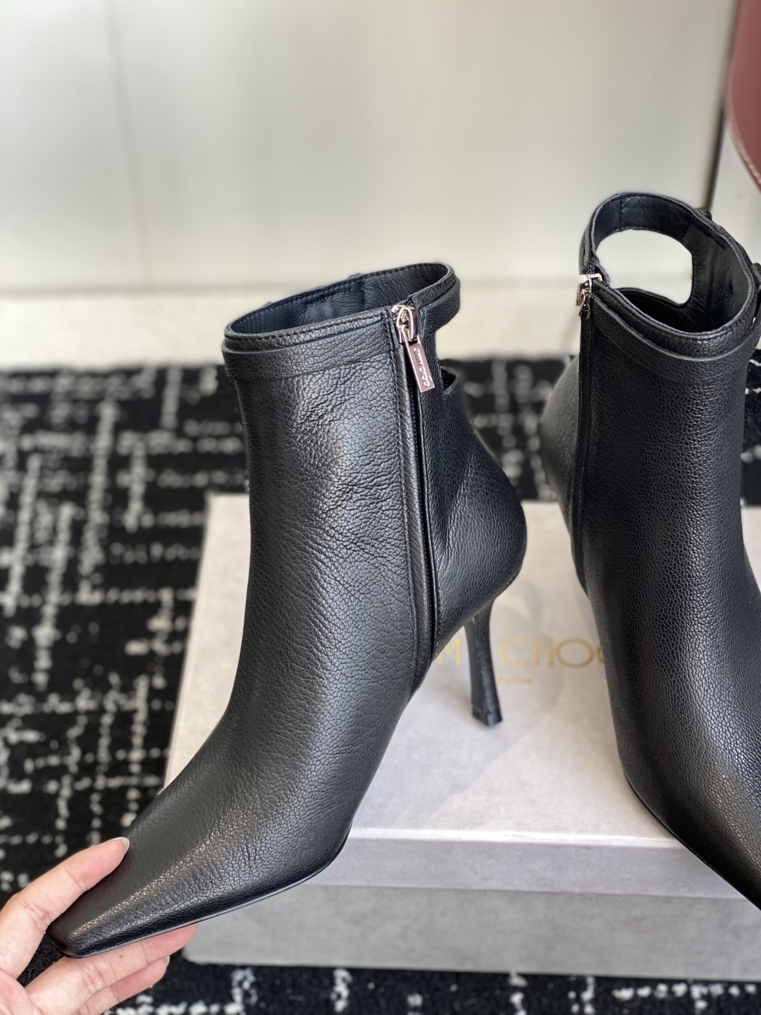 Bagsaaa J1m*y Ch00 Camie Ankle Boot 85 Black Shiny Kid Leather Ankle Boots