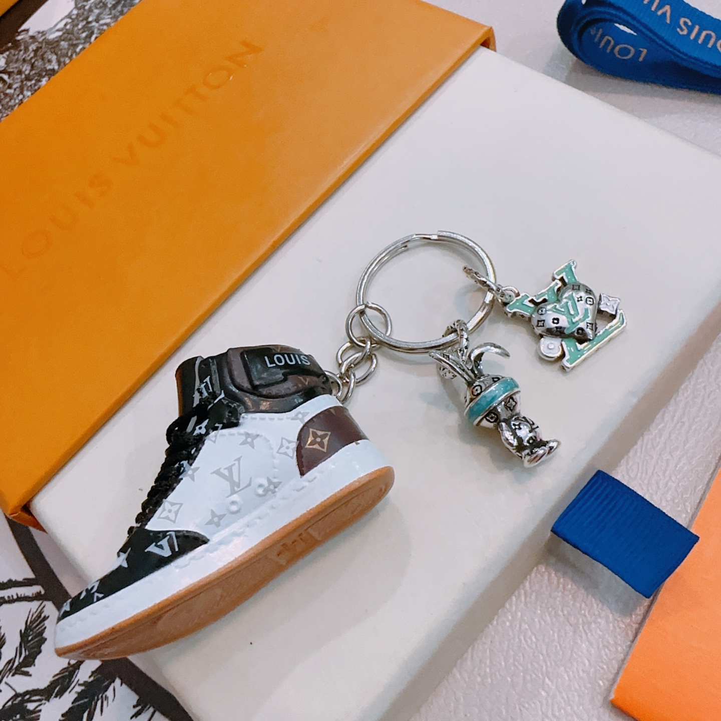 Bagsaaa LV keyring set
