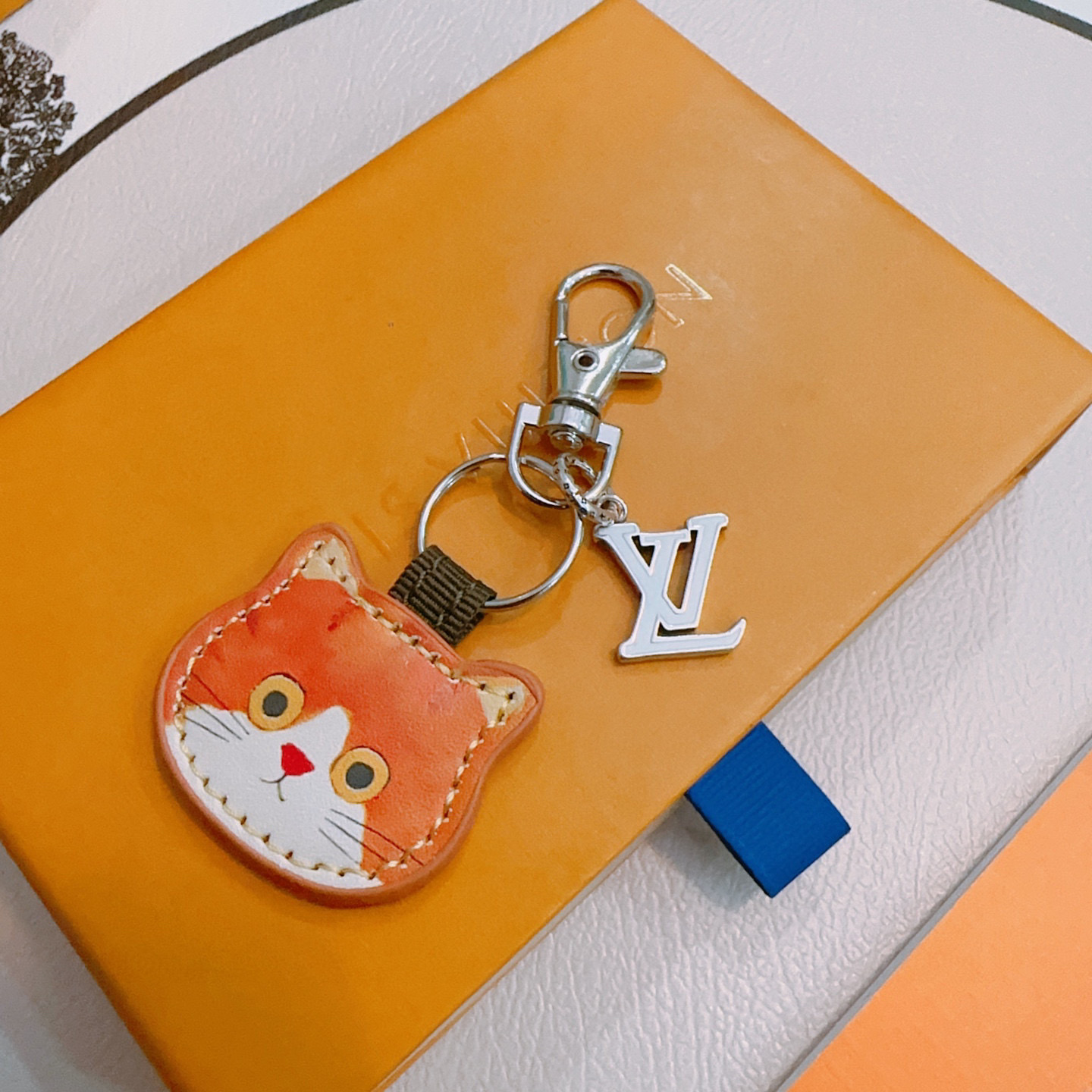 Bagsaaa LV Keyring 1
