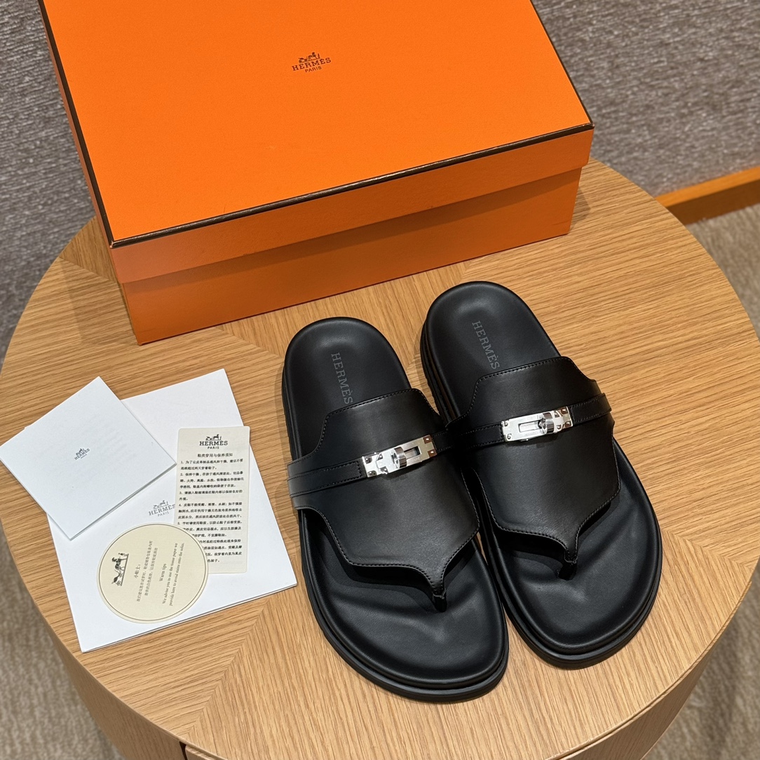 Bagsaaa H**me5 Empire Black Sandals
