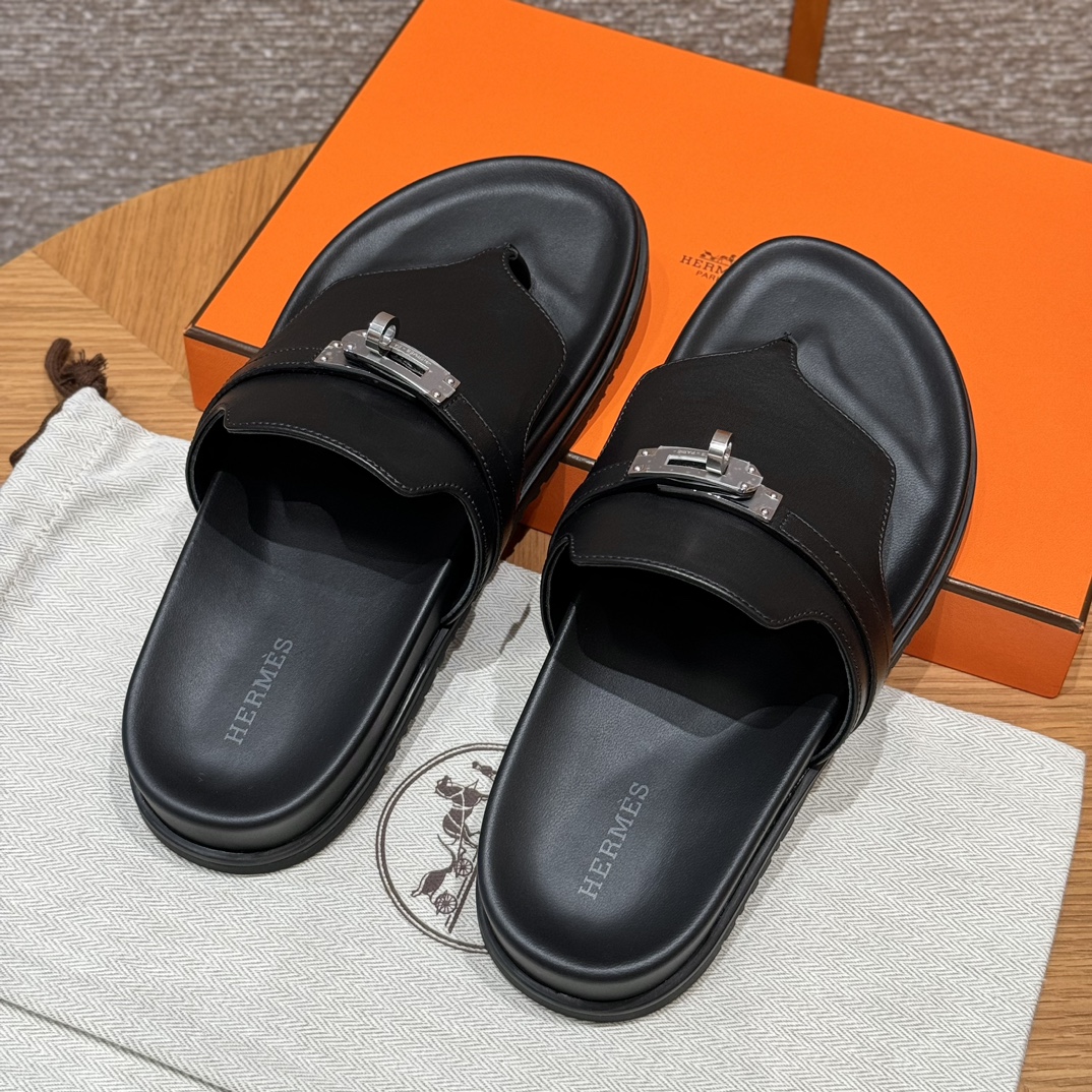 Bagsaaa H**me5 Empire Black Sandals