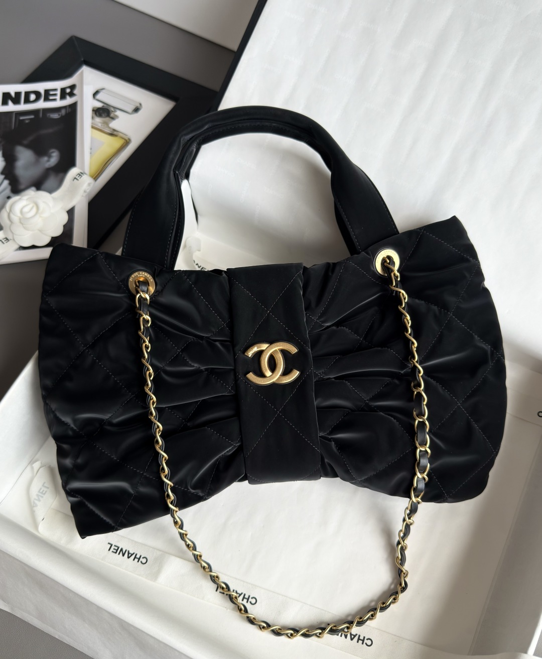 Bagsaaa Ch**el Maxi Bow Bag AS5846 Black Velvet - 42cm