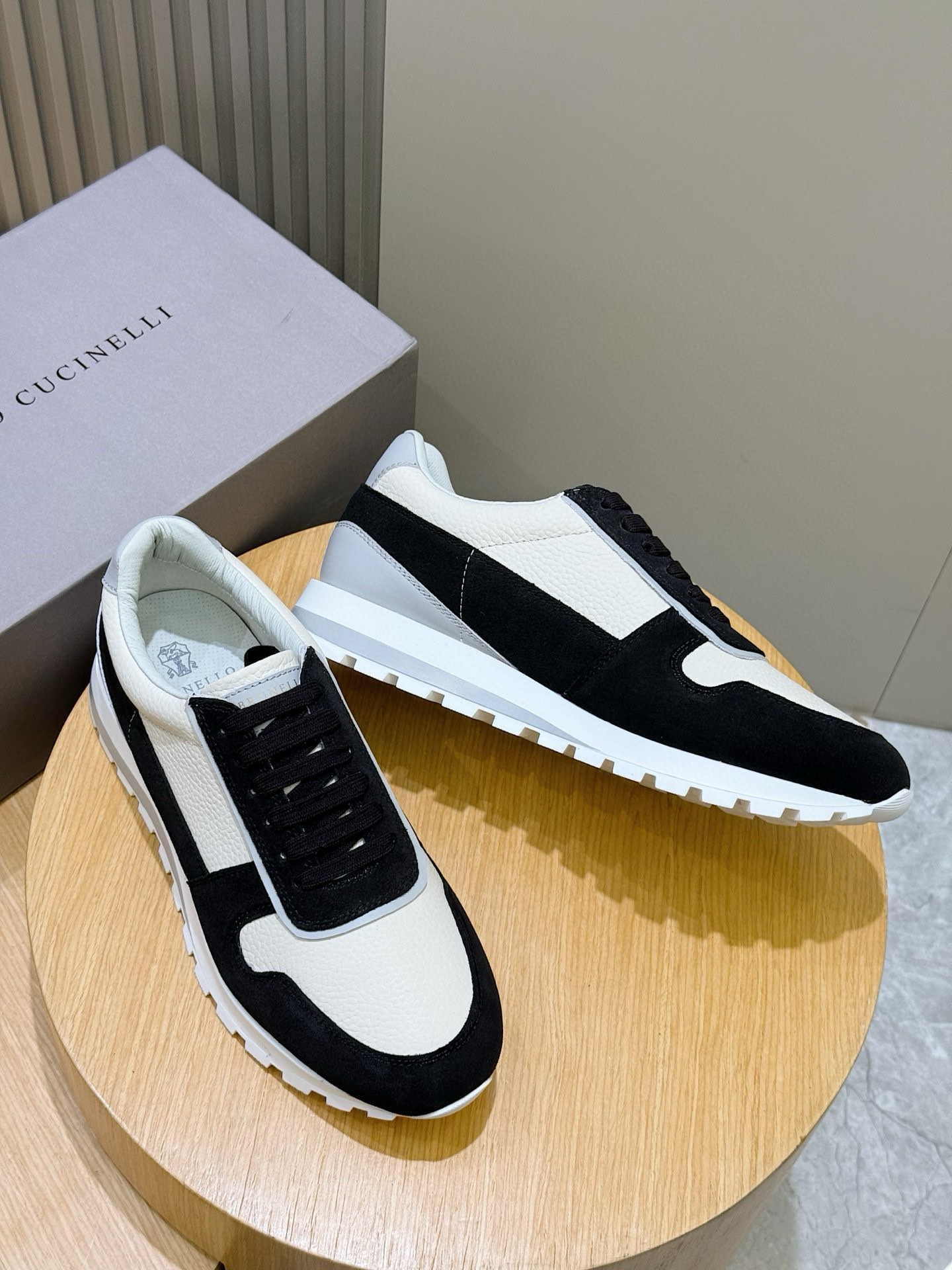 Bagsaaa Brunello Cucinelli Olimpo full-grain leather and suede sneakers