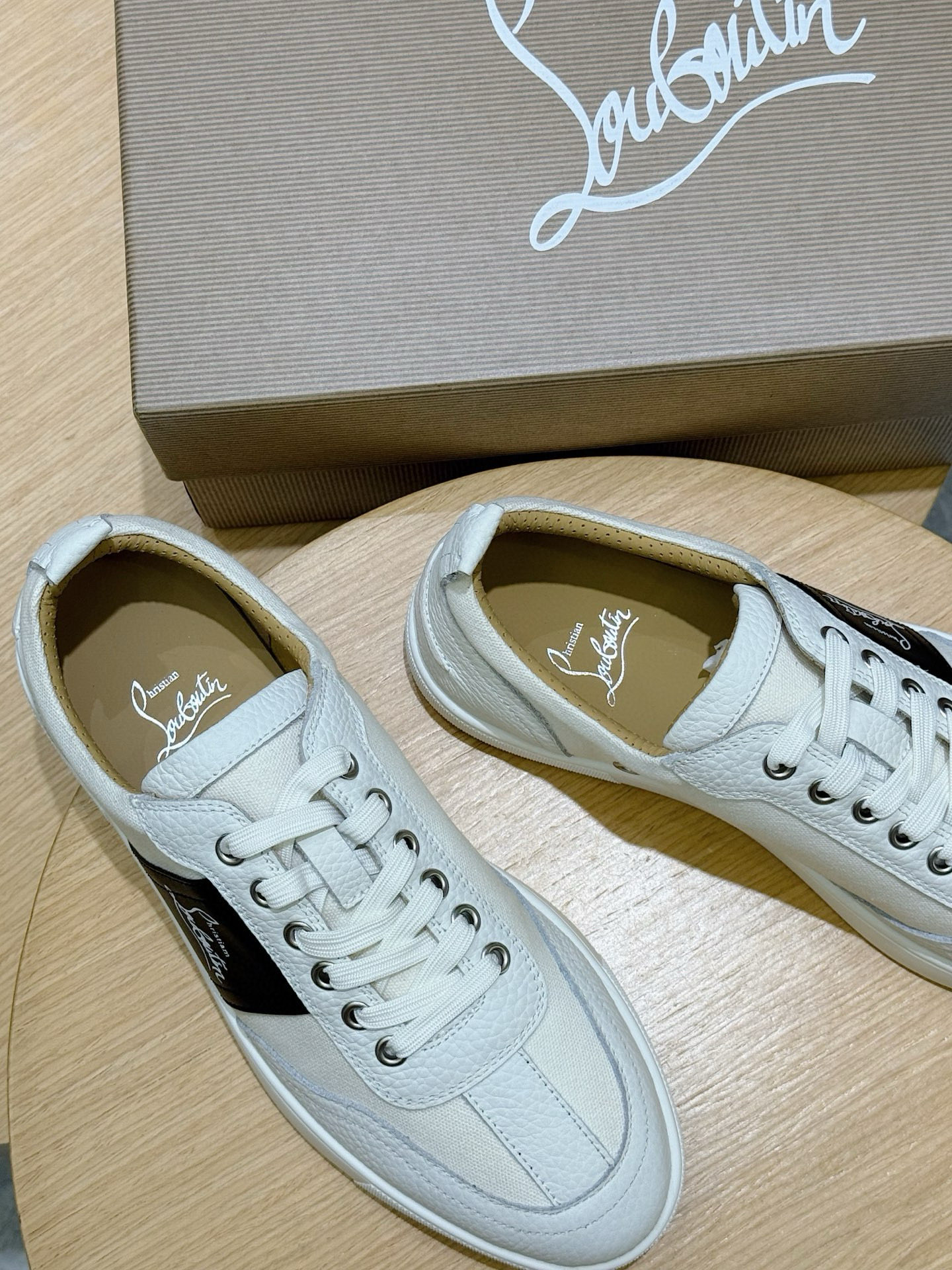 Bagsaaa Chr1st1an Louboutin Retero sneakers in white