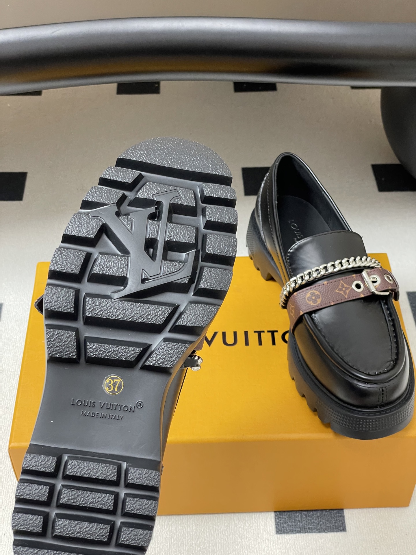 Bagsaaa LV District Flat Loafer black