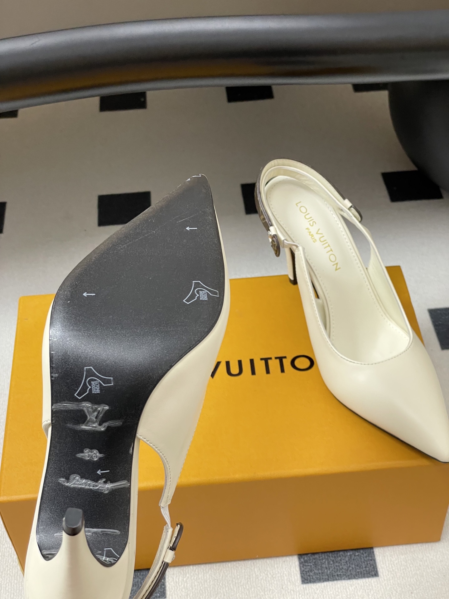 Bagsaaa LV Legacy Slingback Pump white