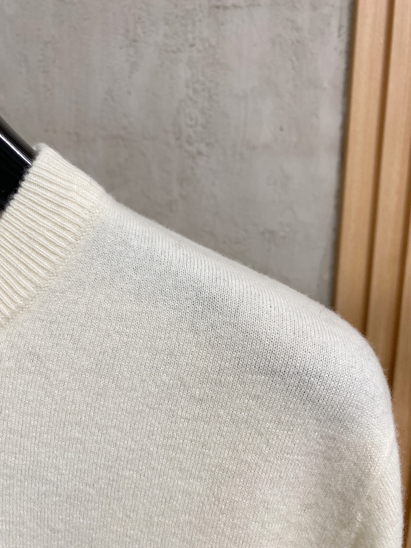 Bagsaaa Pra*a wool and cashmere crew-neck sweater white